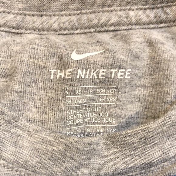 4 Nike size 4 shirts - Picture 6 of 6